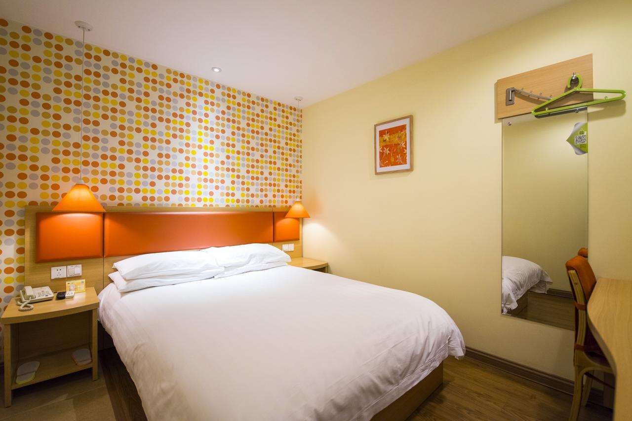Home Inn Chongqing Nanping Pedestrian Street Branch Dış mekan fotoğraf